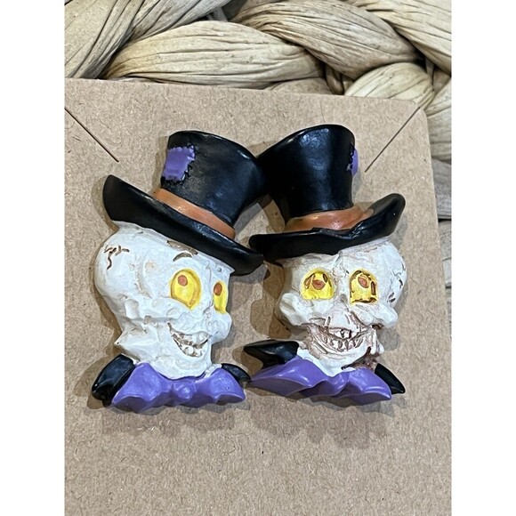 Vintage Halloween Resin Skeleton In Top Hats W/ Bat Bow Ties Gothic Punk Purple - Picture 1 of 8